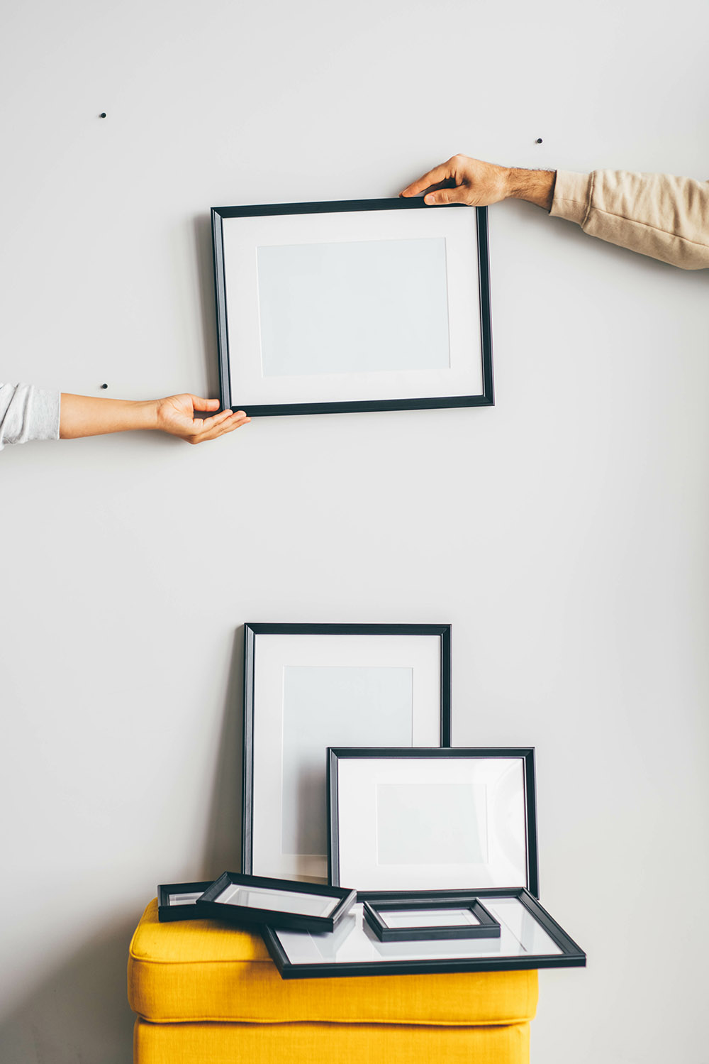 How Big Is A 4x6 Photo? (MM, CM, Inches, Ft & Pixels)